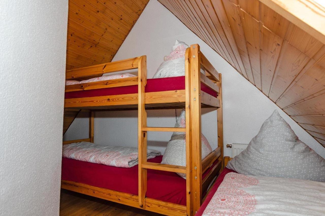 3-R-Ferienwohnung-Fuer-4-Personen-In-Schaprode-Auf-Ruegen-Zi3 Exterior photo